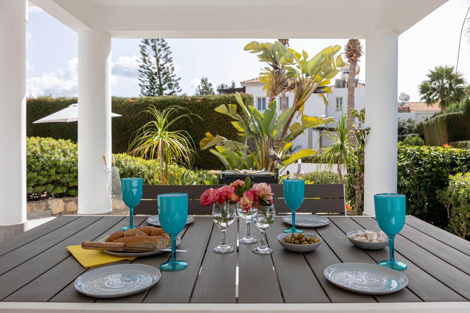 Villa Yolo Peyia Extérieur photo